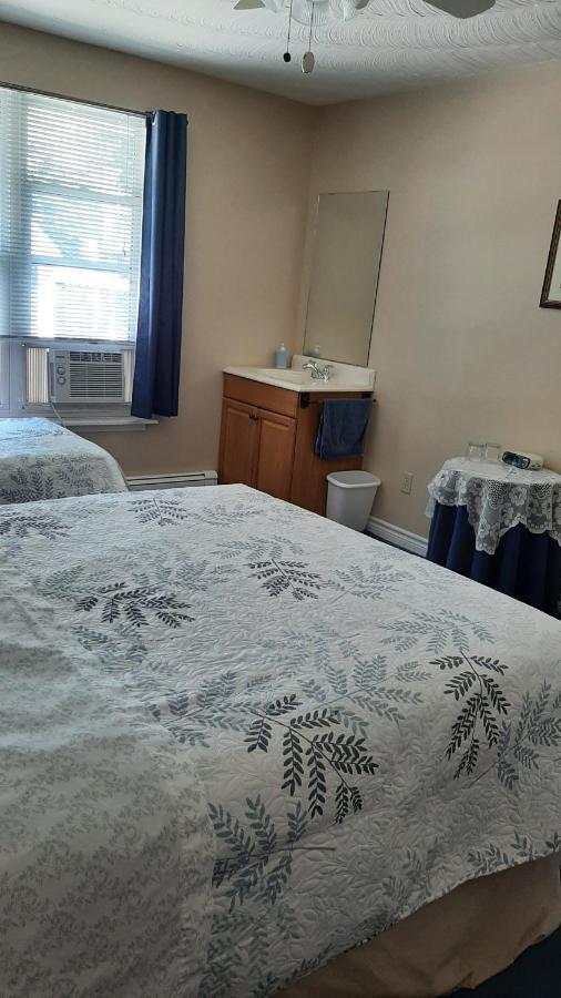 Trillium Bed & Breakfast Niagara Bagian luar foto