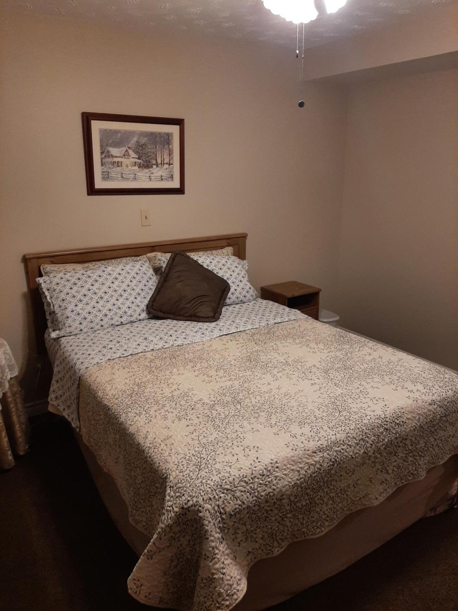 Trillium Bed & Breakfast Niagara Bagian luar foto