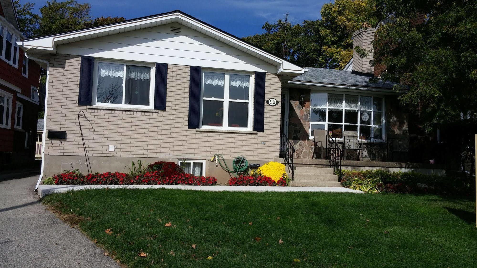 Trillium Bed & Breakfast Niagara Bagian luar foto